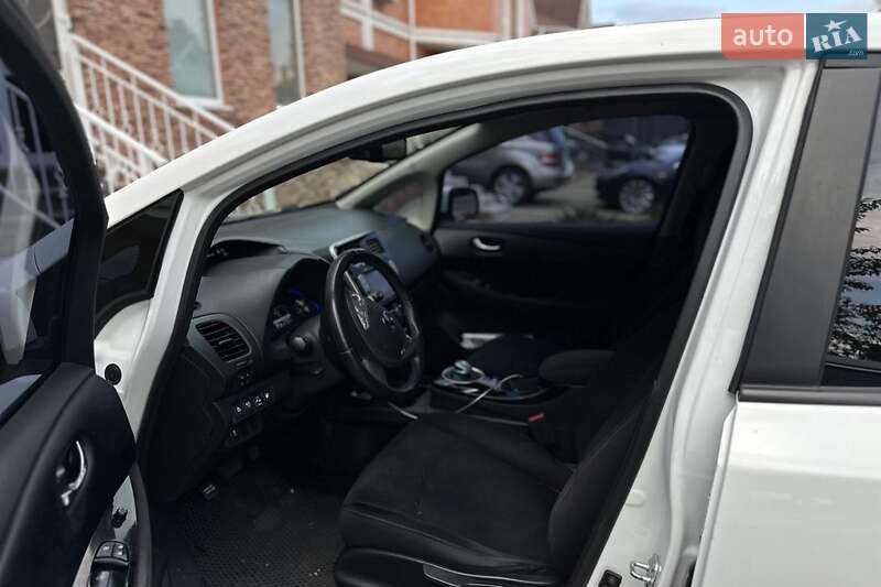 Хэтчбек Nissan Leaf 2016 в Черкассах