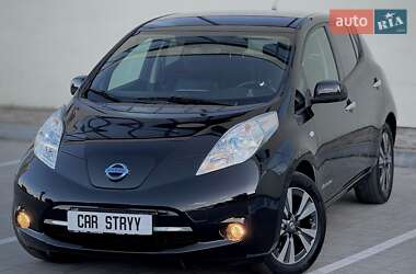 Хетчбек Nissan Leaf 2015 в Стрию