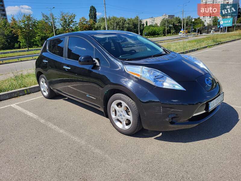 Хэтчбек Nissan Leaf 2014 в Киеве фото 48 Хэтчбек Nissan Leaf 2014 в Киеве