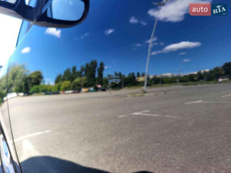 Хэтчбек Nissan Leaf 2014 в Киеве фото 52 Хэтчбек Nissan Leaf 2014 в Киеве