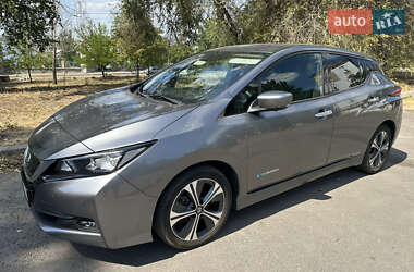 Хэтчбек Nissan Leaf 2020 в Николаеве