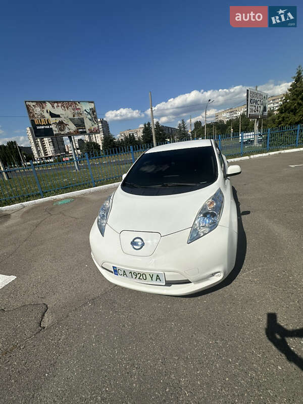 Nissan Leaf 2014