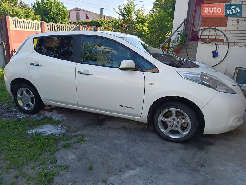 Nissan Leaf 2016