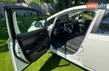 Хэтчбек Nissan Leaf 2014 в Виннице