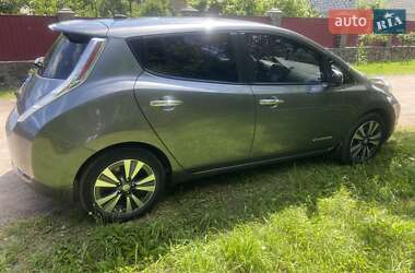 Хетчбек Nissan Leaf 2014 в Житомирі