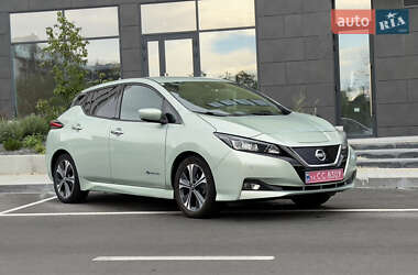 Хэтчбек Nissan Leaf 2018 в Львове