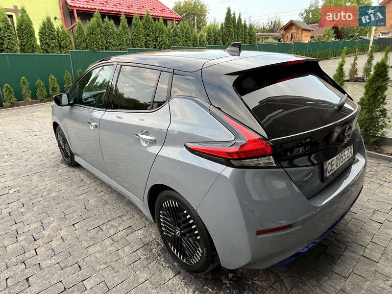 Хэтчбек Nissan Leaf 2022 в Черновцах