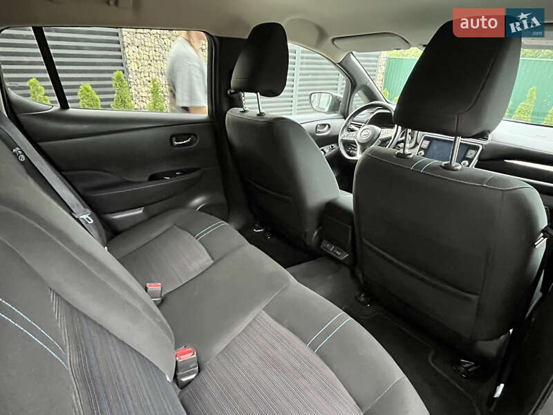 Хэтчбек Nissan Leaf 2022 в Черновцах