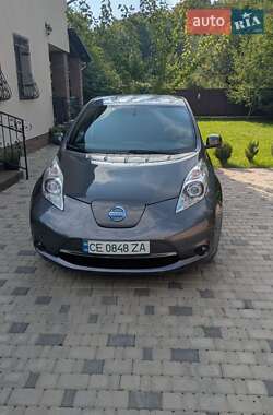 Хетчбек Nissan Leaf 2013 в Чернівцях