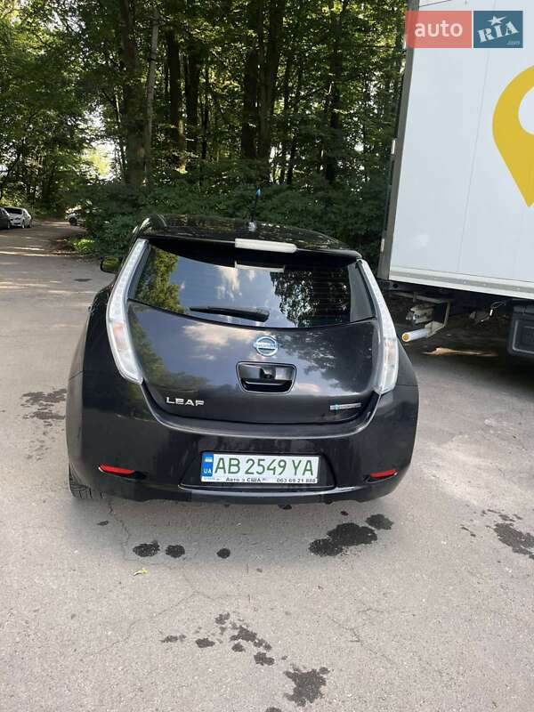 Хэтчбек Nissan Leaf 2014 в Виннице