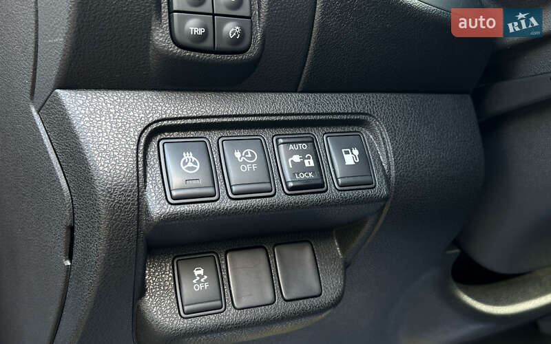 Хэтчбек Nissan Leaf 2016 в Львове