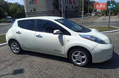 Хетчбек Nissan Leaf 2012 в Дніпрі