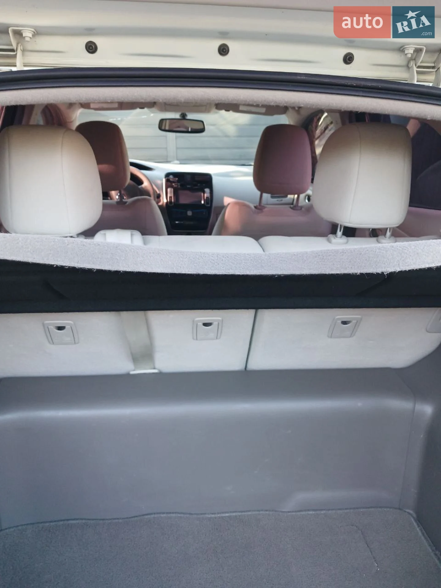 2012 Nissan Leaf - мініатюра 31