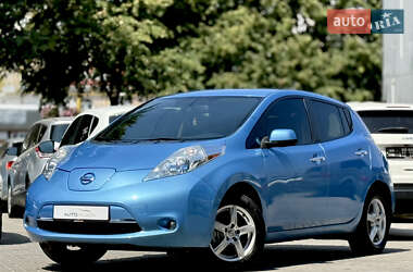 Хэтчбек Nissan Leaf 2013 в Одессе