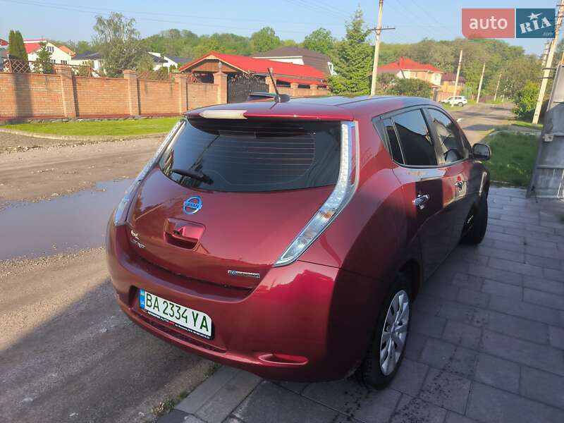 Хетчбек Nissan Leaf 2015 в Кропивницькому фото 6 Хетчбек Nissan Leaf 2015 в Кропивницькому