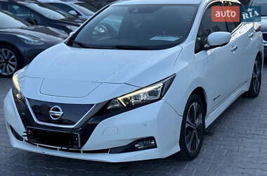 Хэтчбек Nissan Leaf 2018 в Одессе