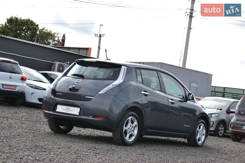 Хетчбек Nissan Leaf 2014 в Луцьку