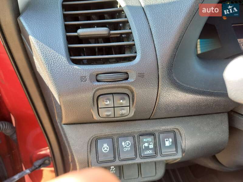 Хэтчбек Nissan Leaf 2014 в Виннице фото 3 Хэтчбек Nissan Leaf 2014 в Виннице