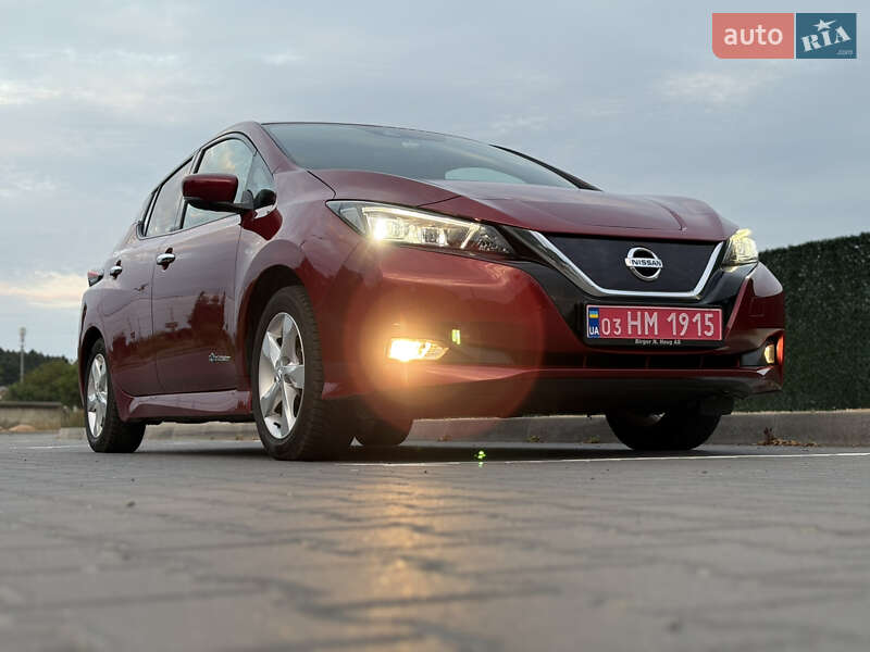 Хэтчбек Nissan Leaf 2019 в Луцке фото 5 Хэтчбек Nissan Leaf 2019 в Луцке