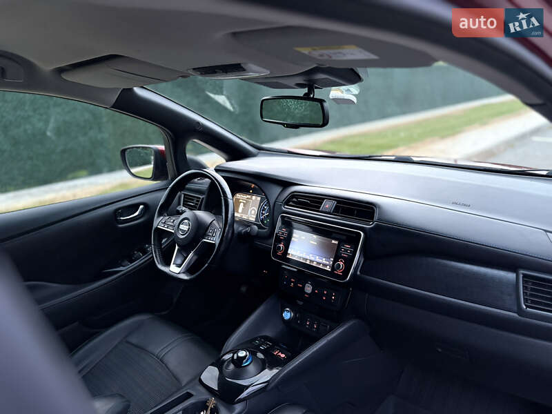 Хэтчбек Nissan Leaf 2019 в Луцке фото 36 Хэтчбек Nissan Leaf 2019 в Луцке