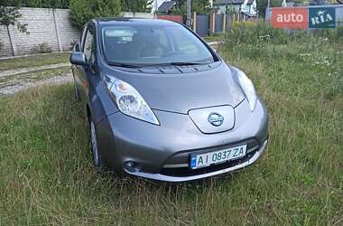 Хетчбек Nissan Leaf 2015 в Києві