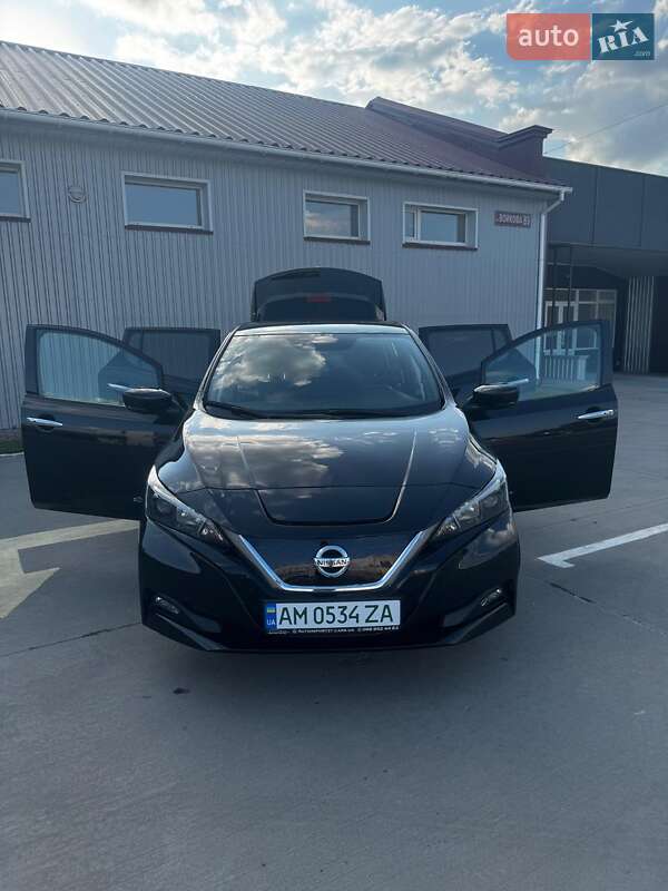Хэтчбек Nissan Leaf 2018 в Бердичеве