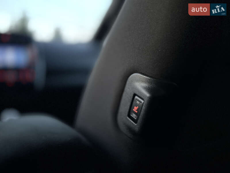 Хэтчбек Nissan Leaf 2015 в Житомире фото 26 Хэтчбек Nissan Leaf 2015 в Житомире