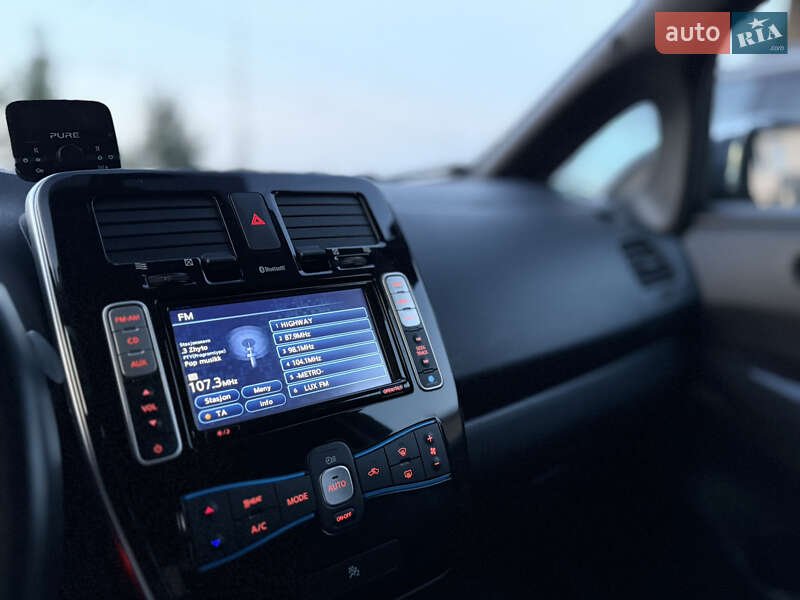Хэтчбек Nissan Leaf 2015 в Житомире фото 27 Хэтчбек Nissan Leaf 2015 в Житомире