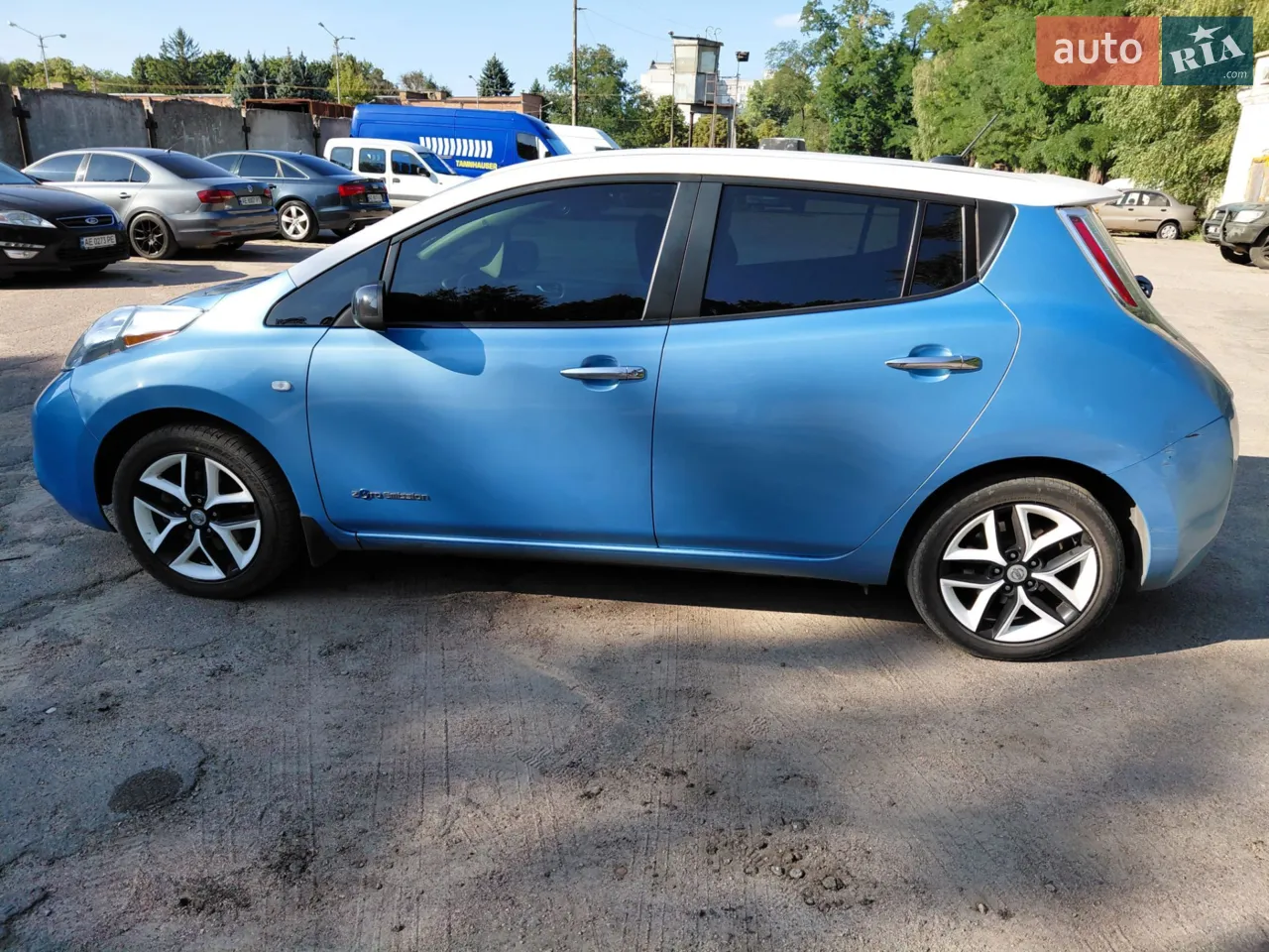 2013 Nissan Leaf - мініатюра 17