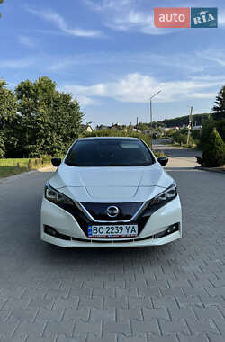 Хэтчбек Nissan Leaf 2018 в Тернополе
