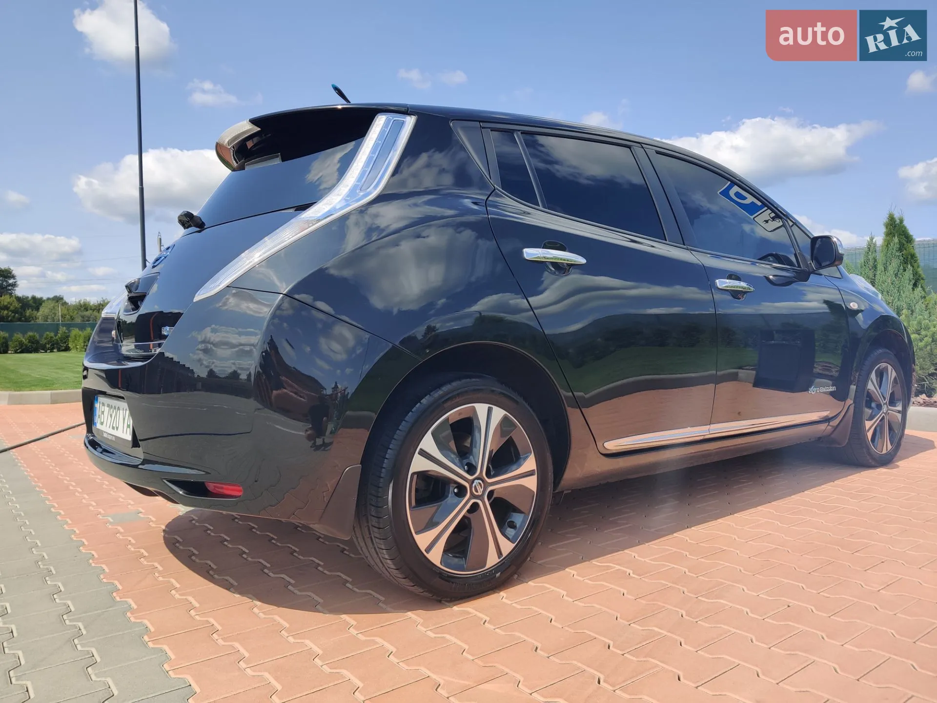 2014 Nissan Leaf - мініатюра 24