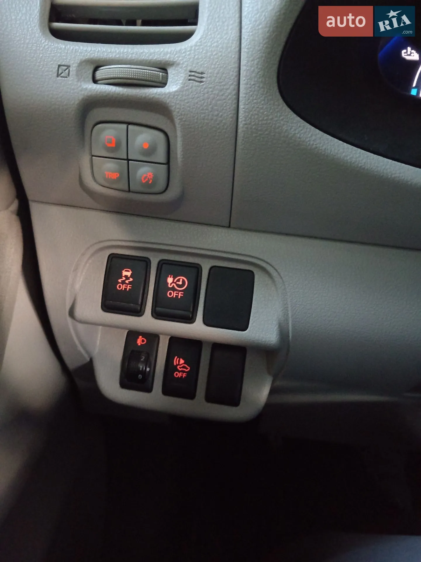 2011 Nissan Leaf - мініатюра 2