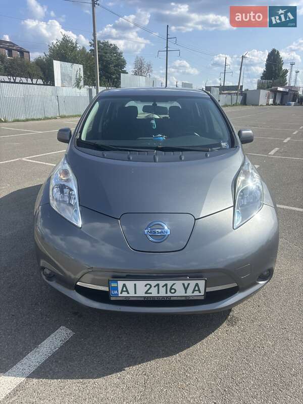 Хэтчбек Nissan Leaf 2014 в Белогородке