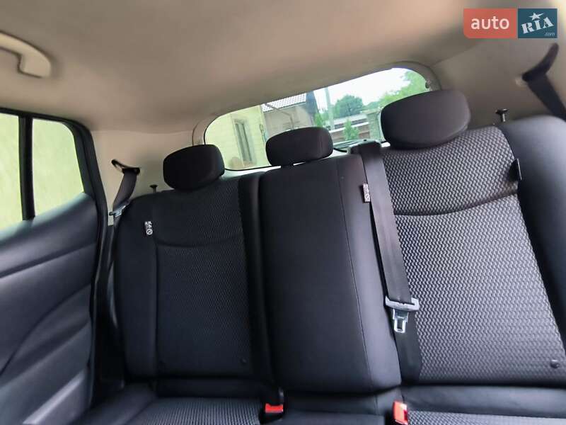 Хэтчбек Nissan Leaf 2014 в Вашковцах