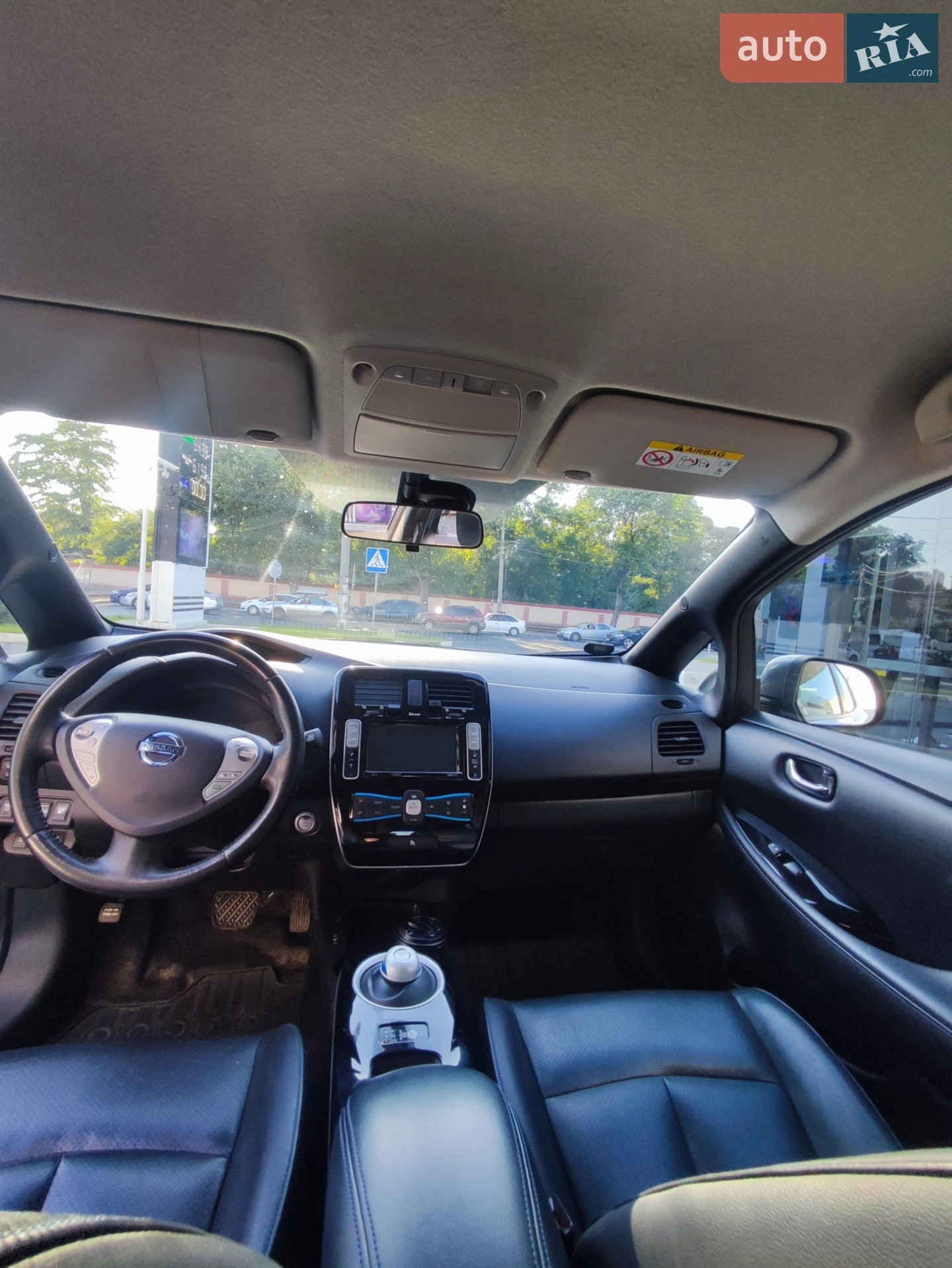2017 Nissan Leaf - мініатюра 9