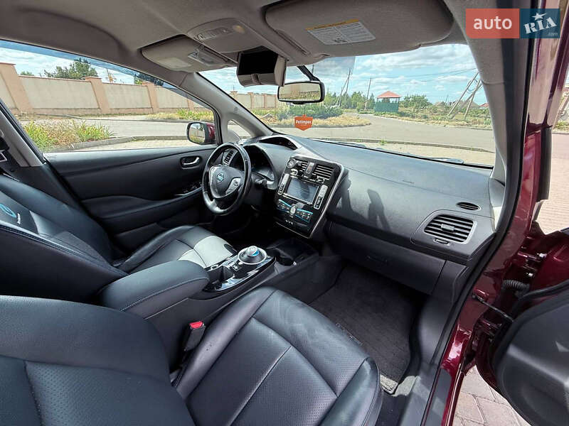 Хетчбек Nissan Leaf 2016 в Одесі фото 10 Хетчбек Nissan Leaf 2016 в Одесі