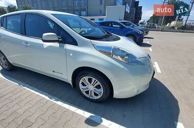 Хэтчбек Nissan Leaf 2017 в Киеве