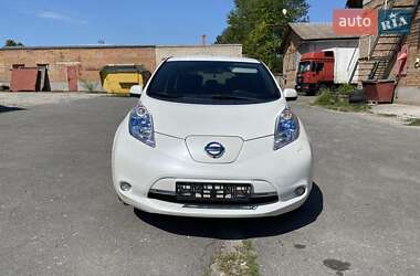 Хэтчбек Nissan Leaf 2014 в Хмельницком