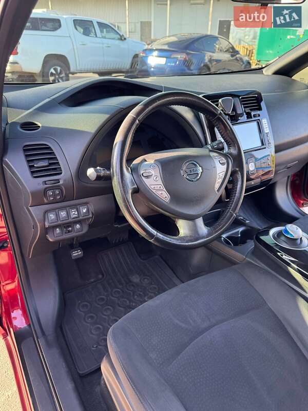 Хэтчбек Nissan Leaf 2014 в Виннице фото 13 Хэтчбек Nissan Leaf 2014 в Виннице