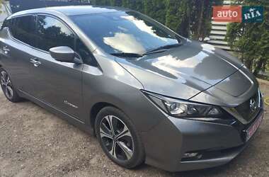 Хетчбек Nissan Leaf 2018 в Житомирі