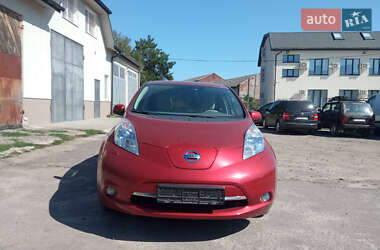 Хэтчбек Nissan Leaf 2012 в Черновцах