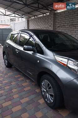 Хэтчбек Nissan Leaf 2015 в Черкассах