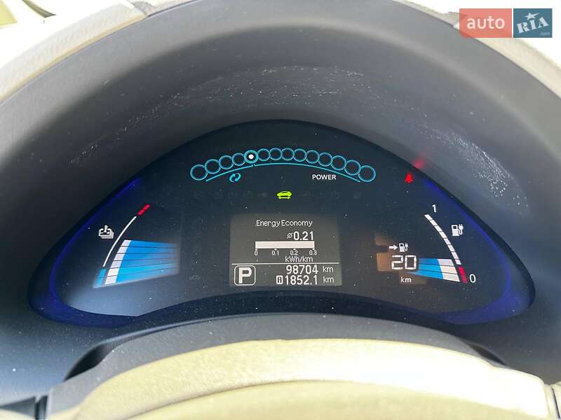 Хэтчбек Nissan Leaf 2012 в Львове
