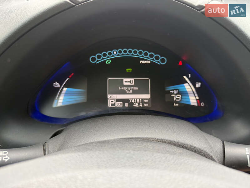 Хетчбек Nissan Leaf 2015 в Чернігові