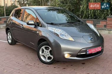 Хэтчбек Nissan Leaf 2013 в Ровно