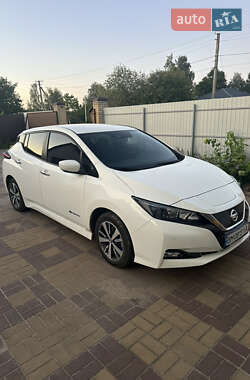 Хэтчбек Nissan Leaf 2018 в Шостке