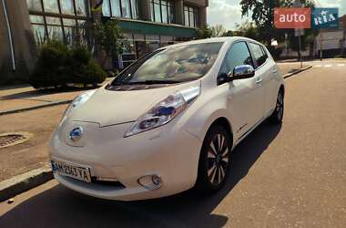Хэтчбек Nissan Leaf 2014 в Житомире