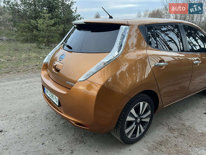 Хетчбек Nissan Leaf 2017 в Житомирі