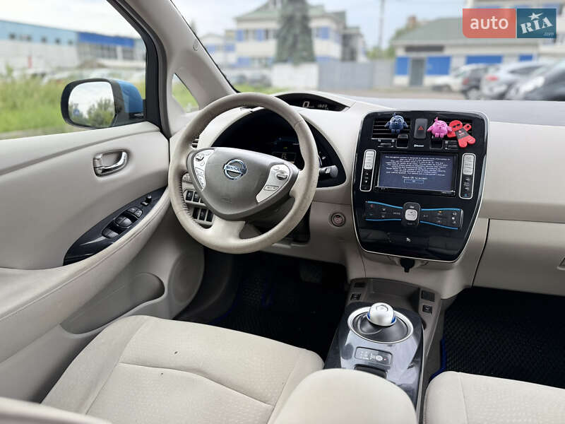 Хетчбек Nissan Leaf 2011 в Львові