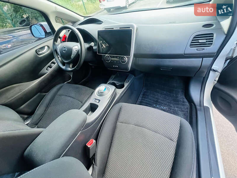 Хэтчбек Nissan Leaf 2015 в Киеве фото 6 Хэтчбек Nissan Leaf 2015 в Киеве